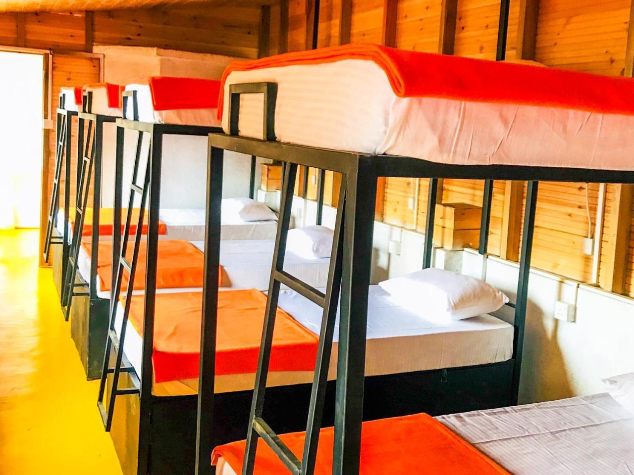 Ella City Reach Hostel Екстер'єр фото